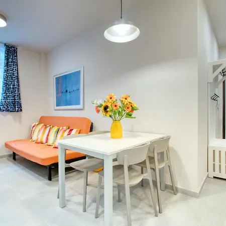 Charlotte Bb House Milano-3
